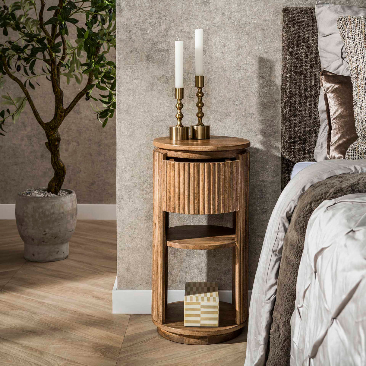 Nightstand Lio Round Mango wood Sand 1 Drawer