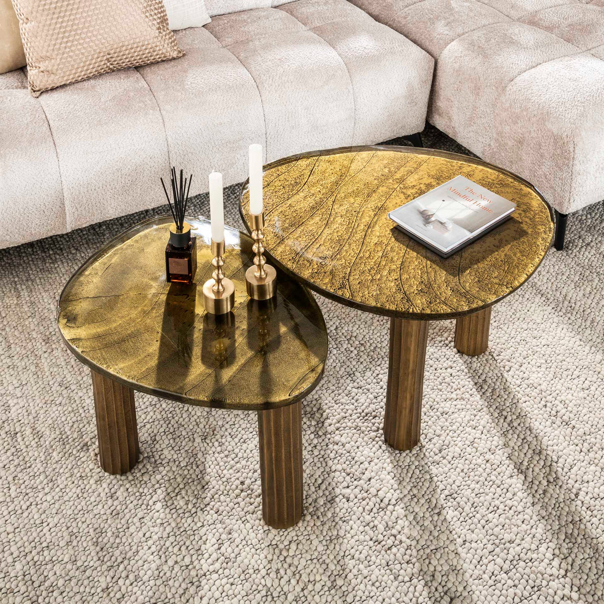 Organic coffee table Aurora L – Antique gold – 70x59 cm