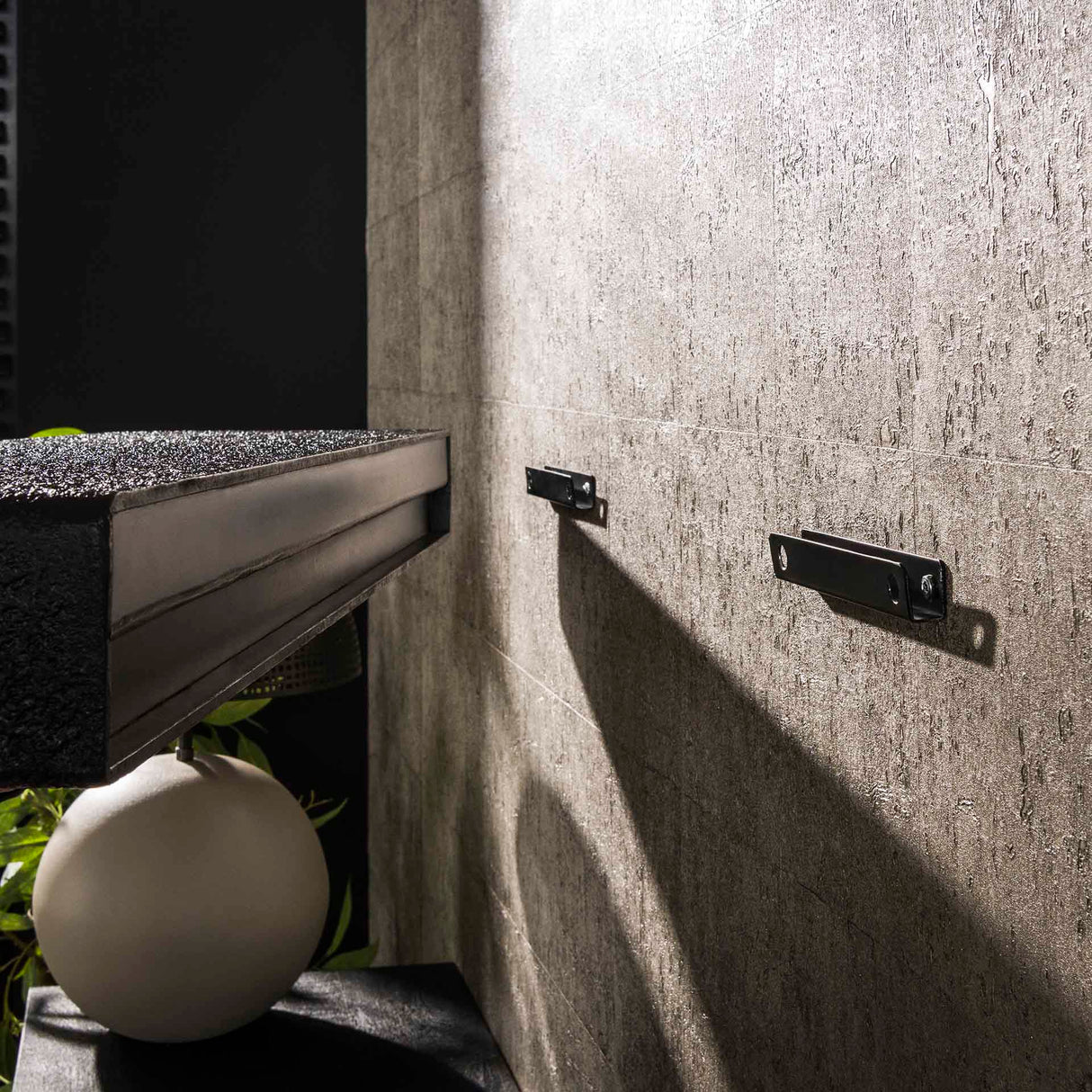 Wall shelf 150 cm Metallic Gray Aeris