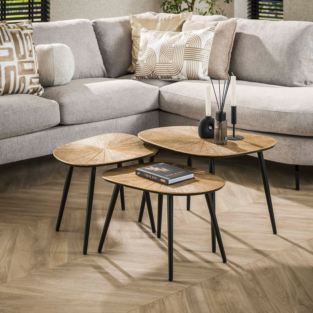 Arno Metal square coffee table set of 3 antique gold