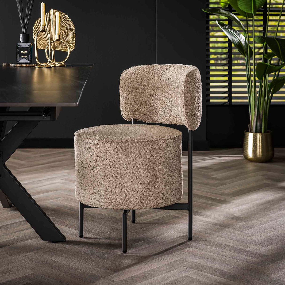 Dante Bouclé Dining Chair Sand Swivel - Without Armrests