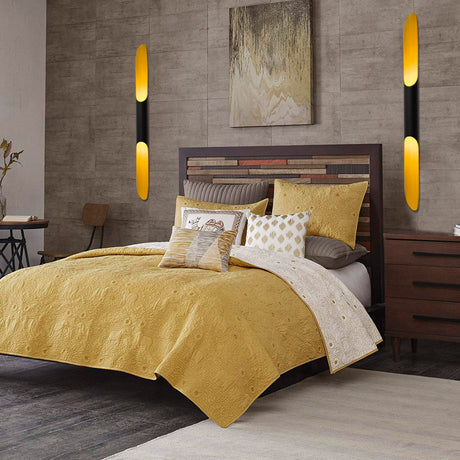 Black Glass Wall Lamp Lyra