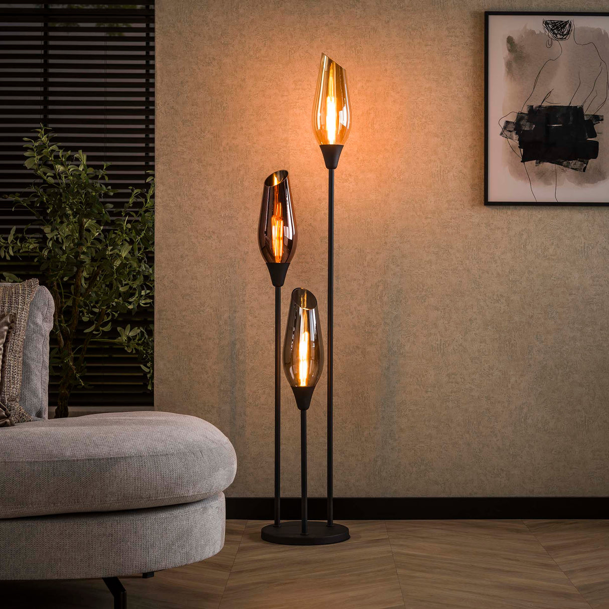 Floor lamp Nova 3-light black with glass globes