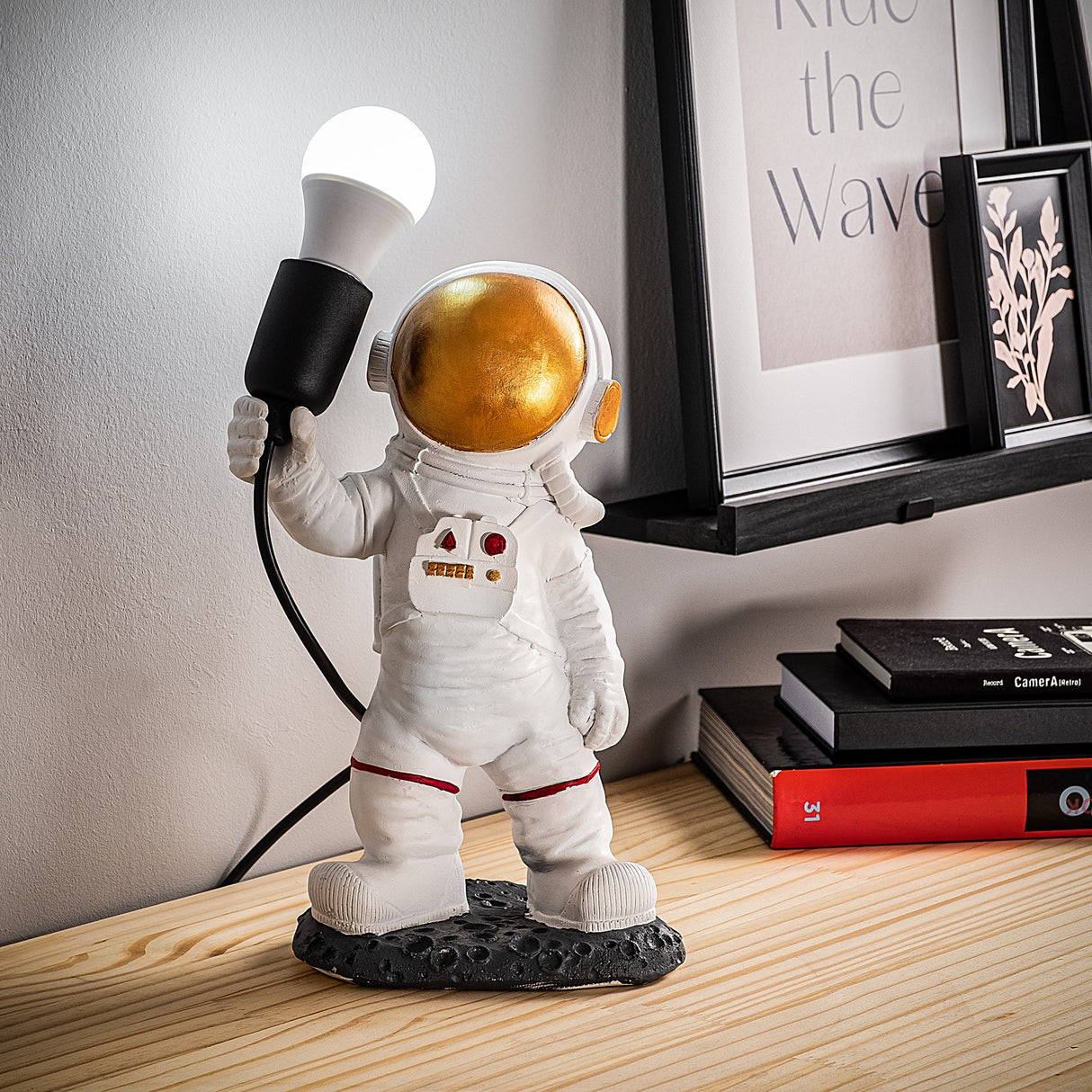 Astronaut Table Lamp