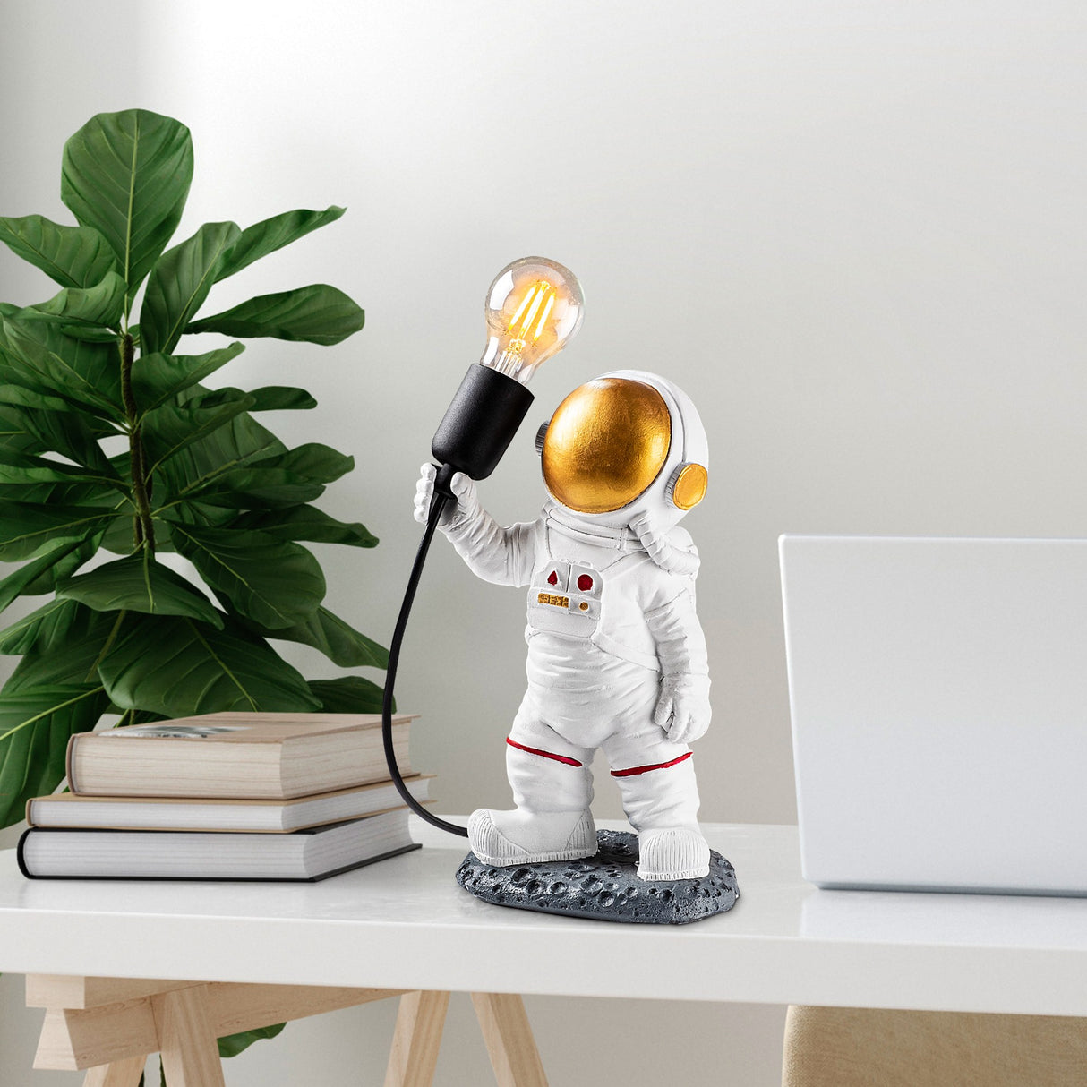 Astronaut Table Lamp