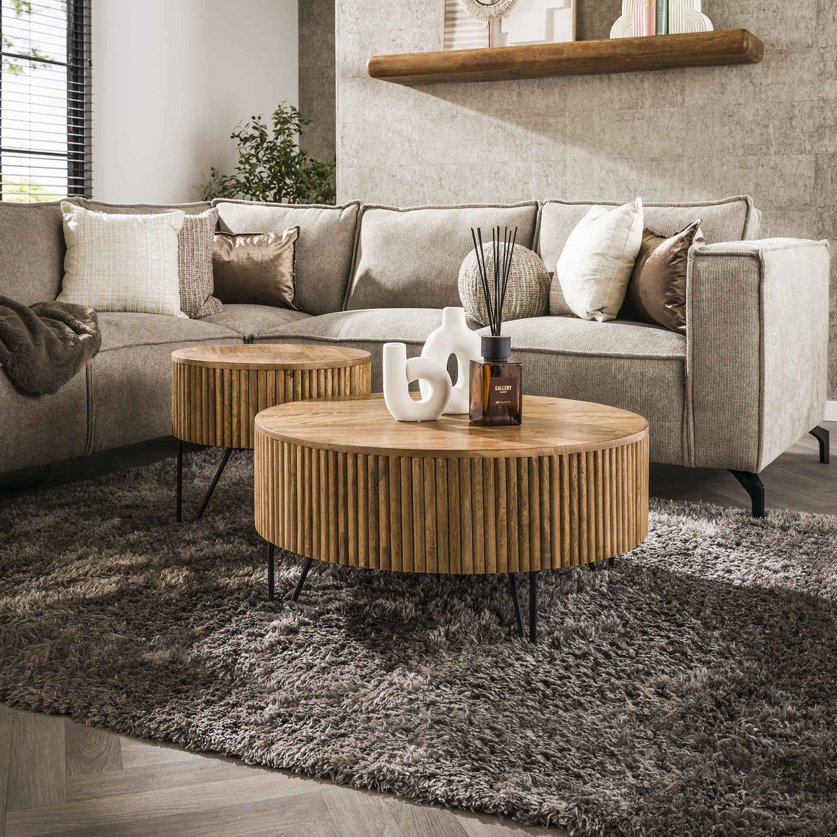 Set of 2 round coffee tables Maria Mango wood