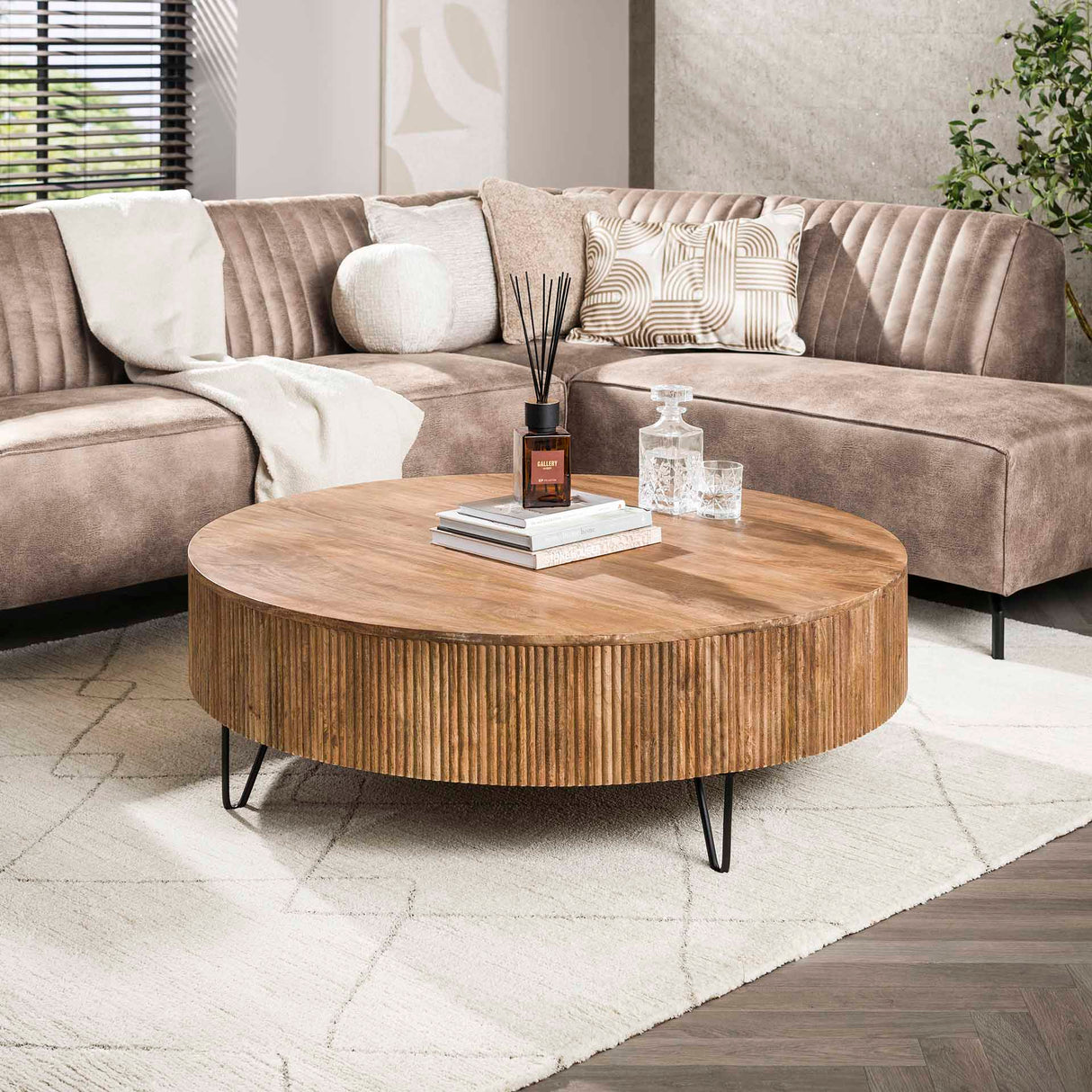 Round coffee table Mango wood Ø120 cm - Sand color 