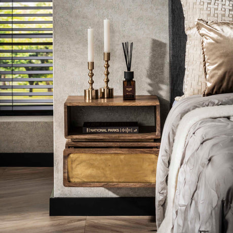 Solano Nightstand 1 drawer Mango wood Sand with brass knob 