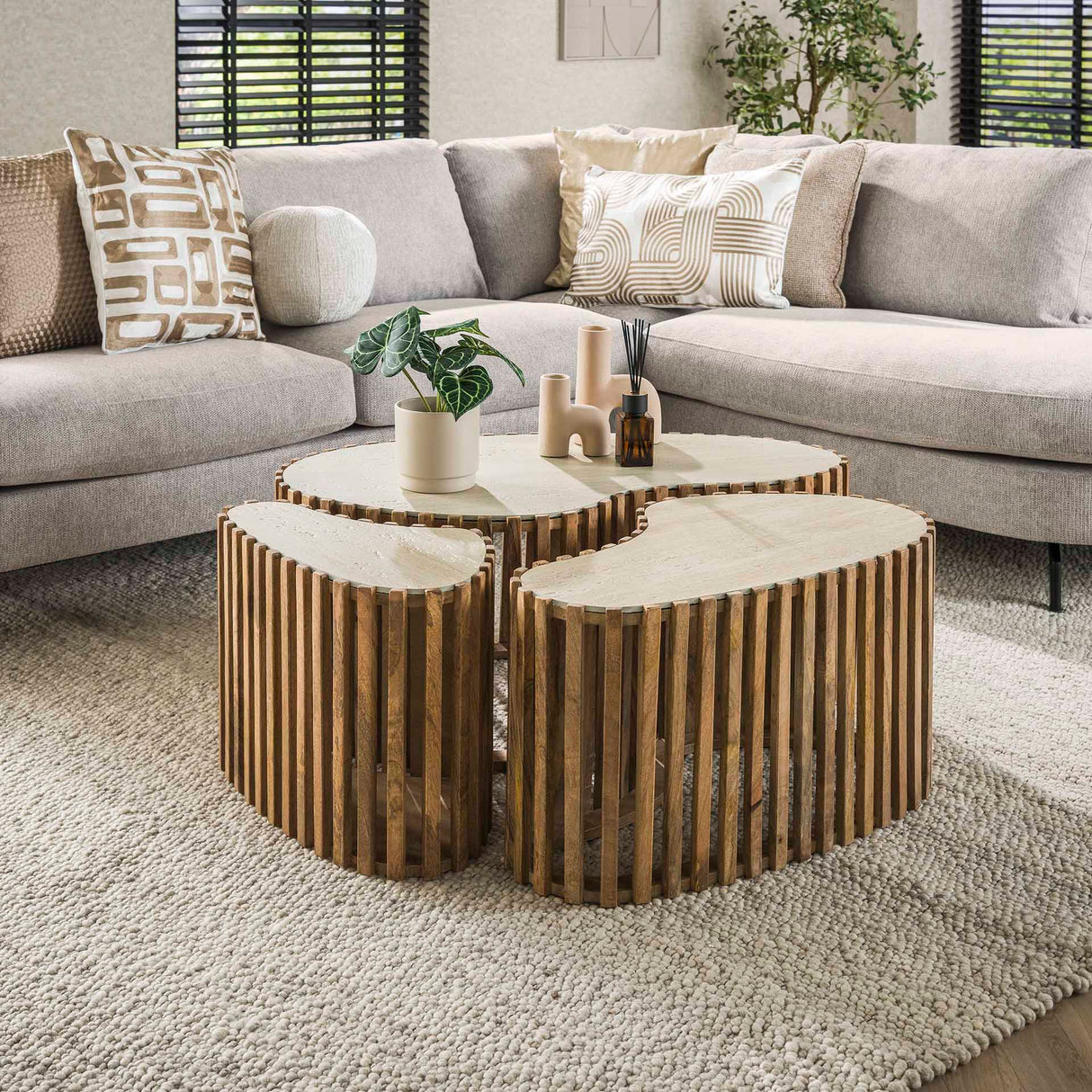 Vento kidney-shaped coffee table set of 3 travertine solid mango sand 
