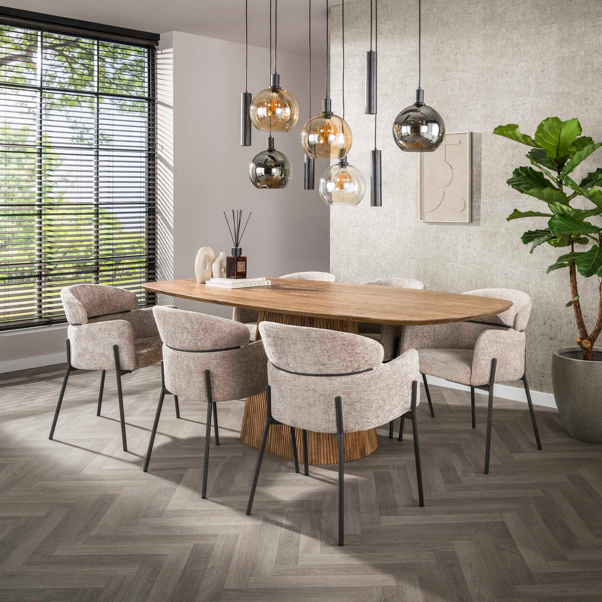 Dining chair Lola Bouclé fabric Sand color with round back and arm 