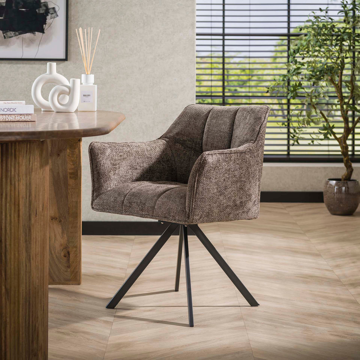 Set van 2 eetkamerstoelen Lino Rich taupe draaibaar