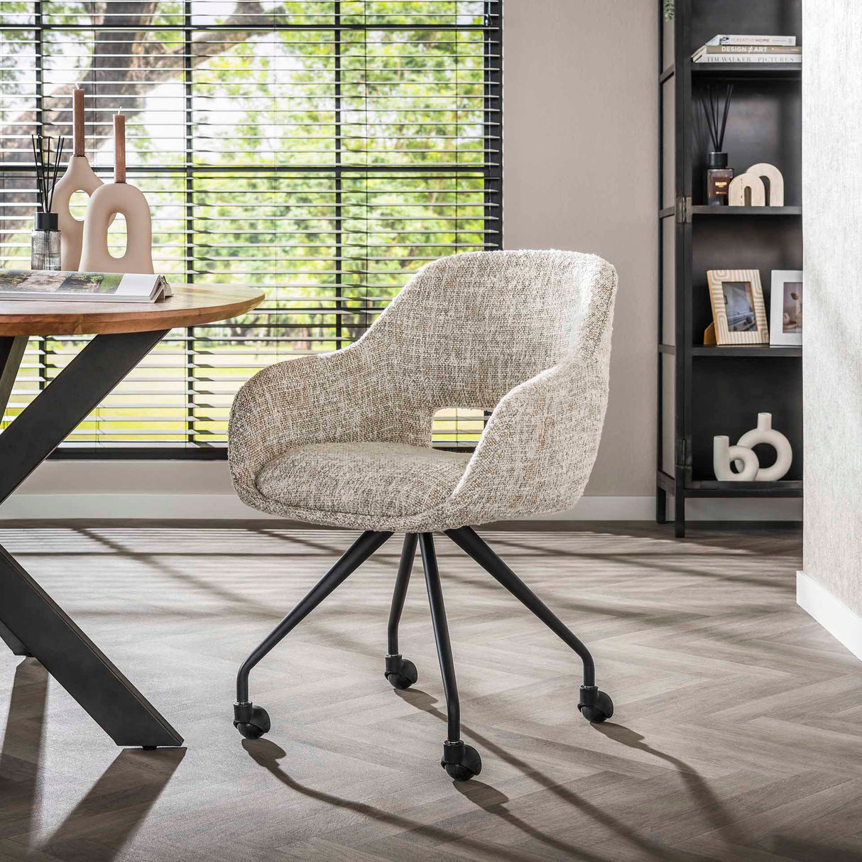 Set of 2 Dining Chairs with Wheels Springo Swiveling Eagle Fabric Cream 