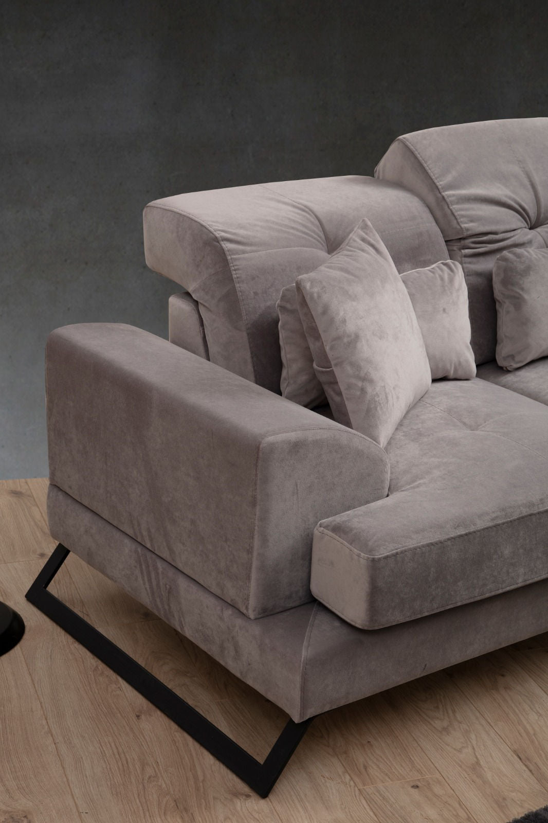 2-seater sofa frido light gray