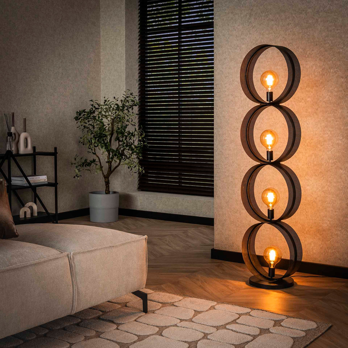 Floor lamp Fons 4-light rings metal black 