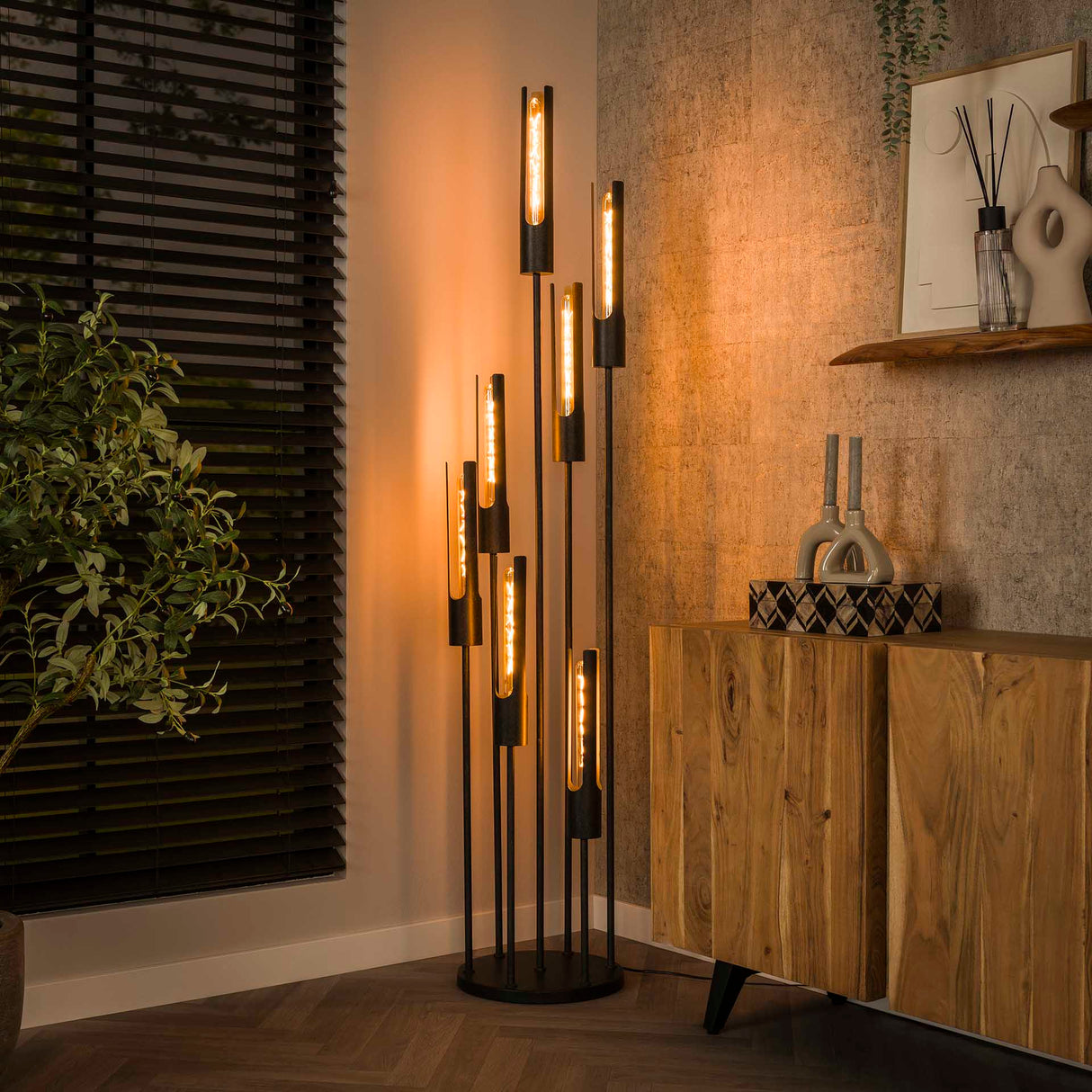Floor lamp Judy 7-lights tiered black 