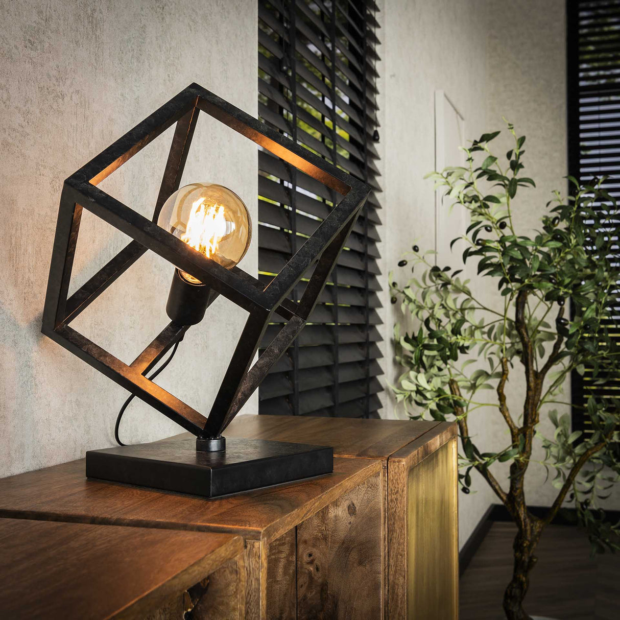 Table lamp Drew cube black 