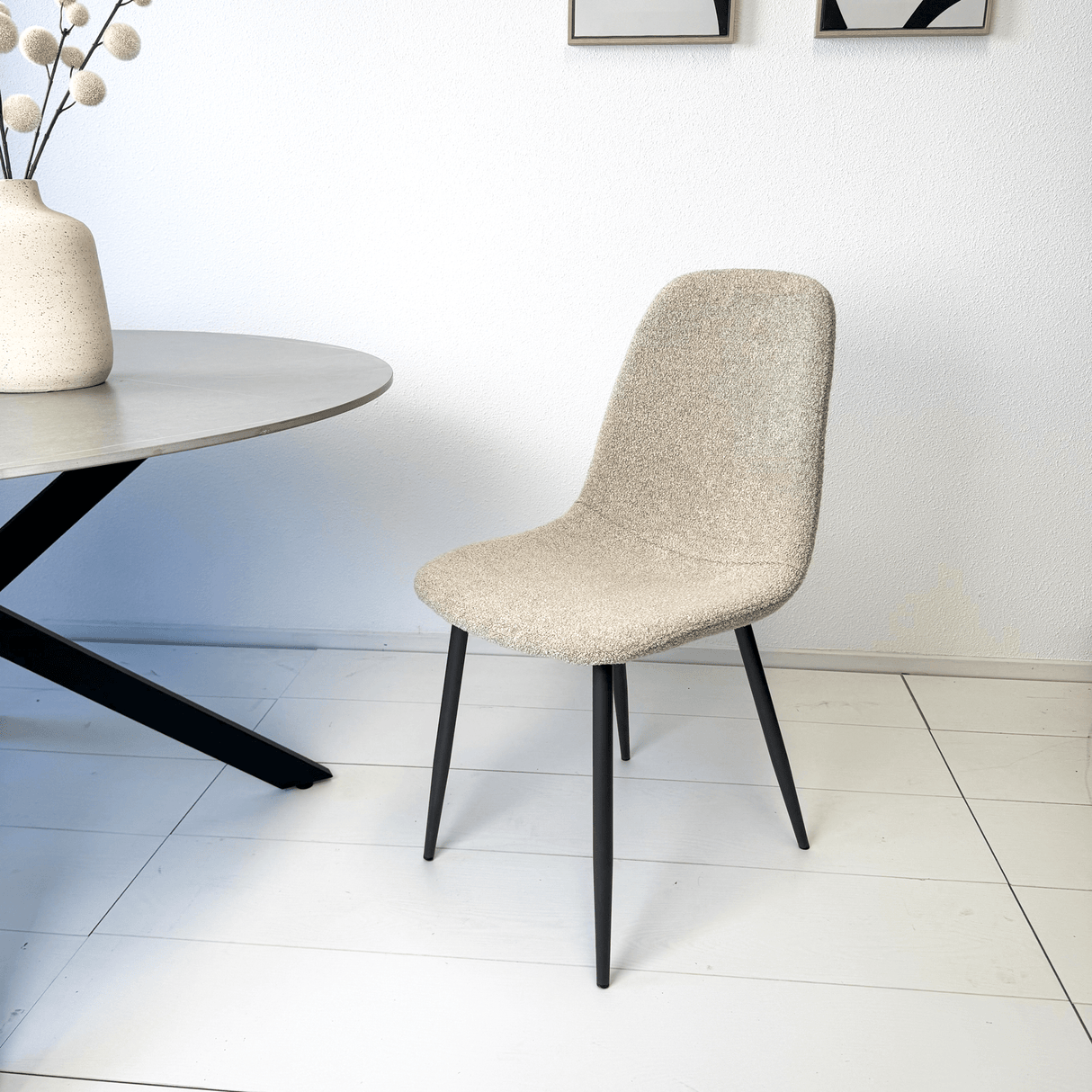 Set of 4 Scandinavian Dining Chairs Latte Bouclé Fabric Swift - Without Armrests 