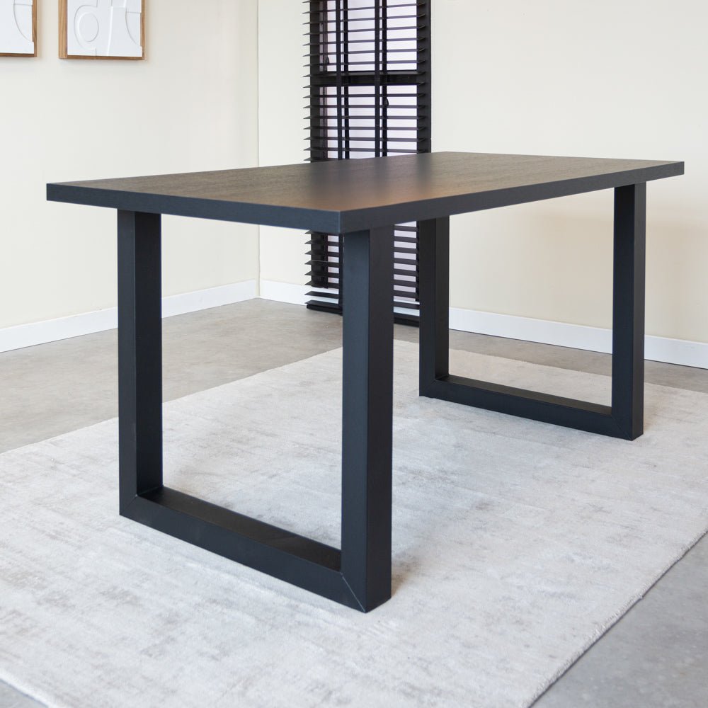 Dining table Black U-leg Black Lenzo 