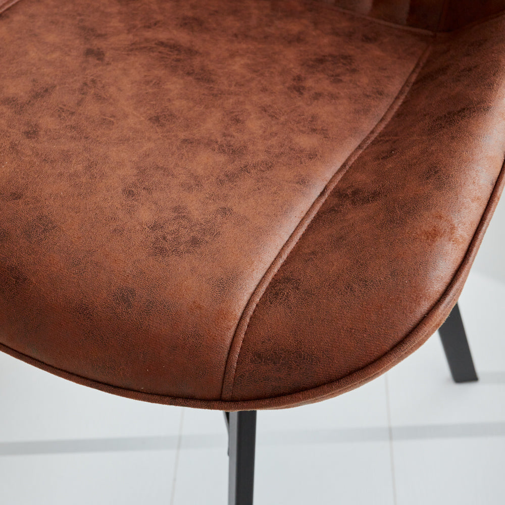 Eetkamerstoel Jada Ecoleer Dimehouse Cognac LxBxH 79x57x53 Ecoleer Sfeerfoto detail