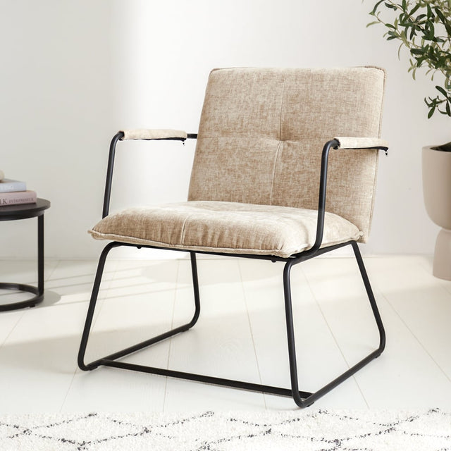 Fauteuil Hailey Chenille Dimehouse Beige LxBxH 66x64x37 Stof Sfeerfoto schuin vooraanzicht